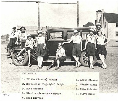 5-girlball-1930s.jpg